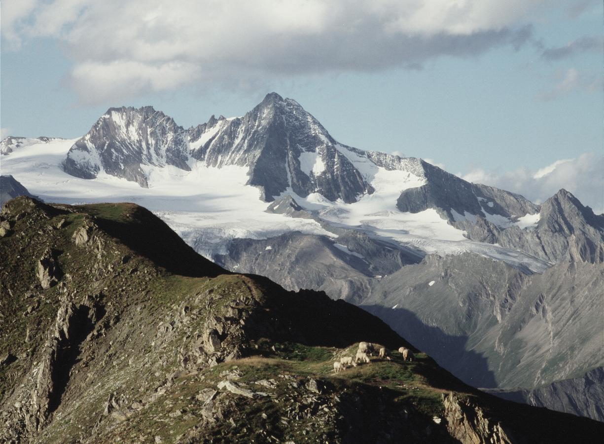 Gaestehaus Obwexer Matrei in Osttirol Esterno foto